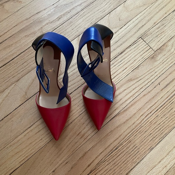 New Louboutin high heels. Size 37.5 or women’s 7. - Picture 1 of 3